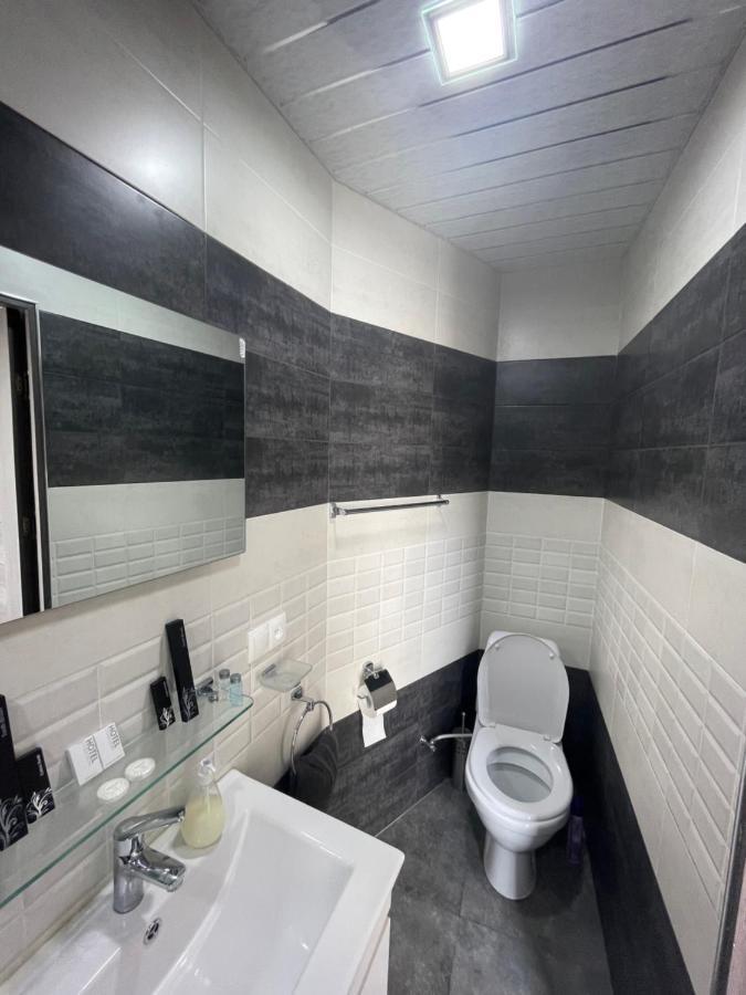 Comfortable Apartment Комфортные Апартаменты Self Check In Yerevan Ngoại thất bức ảnh