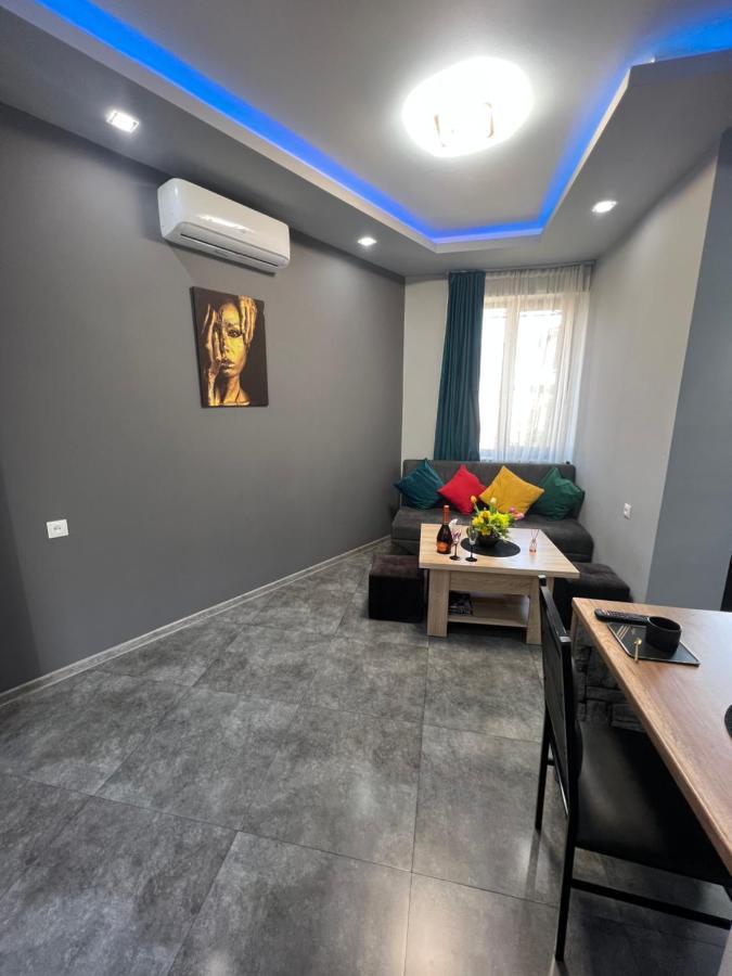 Comfortable Apartment Комфортные Апартаменты Self Check In Yerevan Ngoại thất bức ảnh